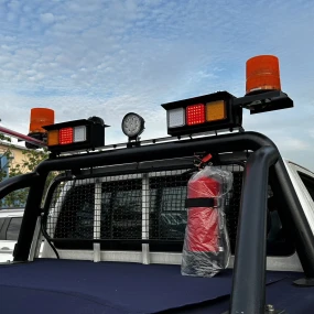 Galeri Toyota Hi-Lux Single Cabin Double Strobe 9 ~blog/2023/7/27/s_27377693