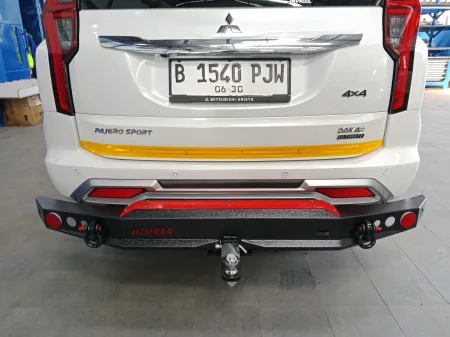 Rear Bumper Rear Bumper Razor 4x4 MAS 2 ~blog/2025/7/9/whatsapp_image_2025_07_02_at_10_09_18